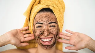5 Easy Homemade Face Scrubs From Kitchen Ingredients To Achieve Clear And Glowing Skin